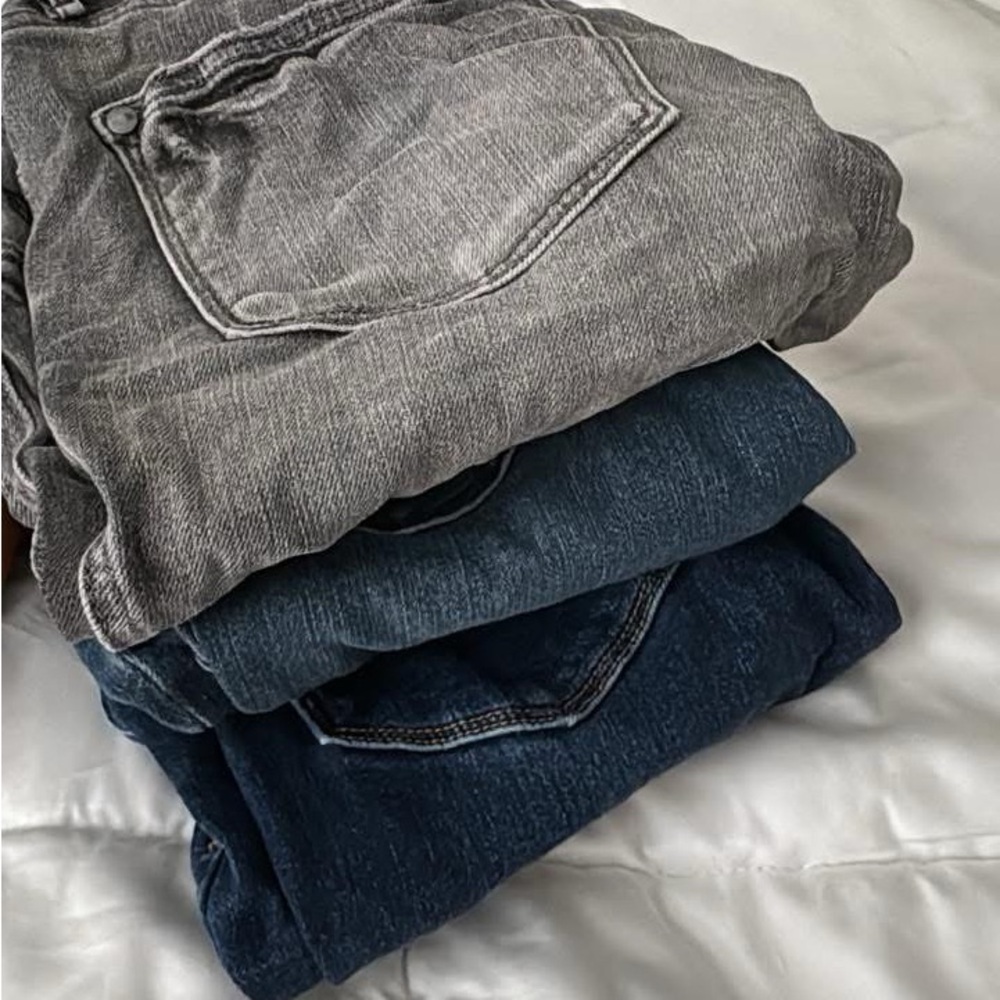 Judy Blue Women's Skinny Jeans - Gray, Mid Blue, Dark Blue 4 pair bundle